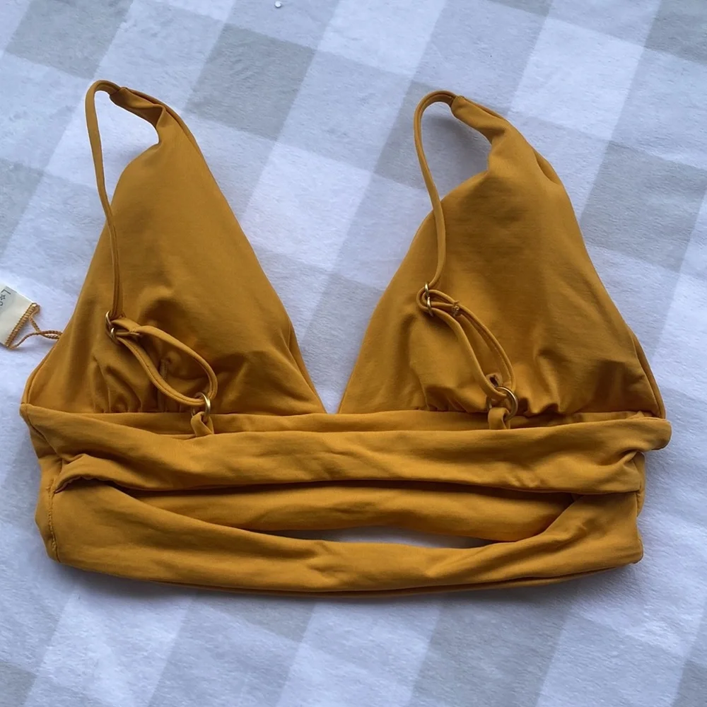 NWOT L*space Olivia bikini top